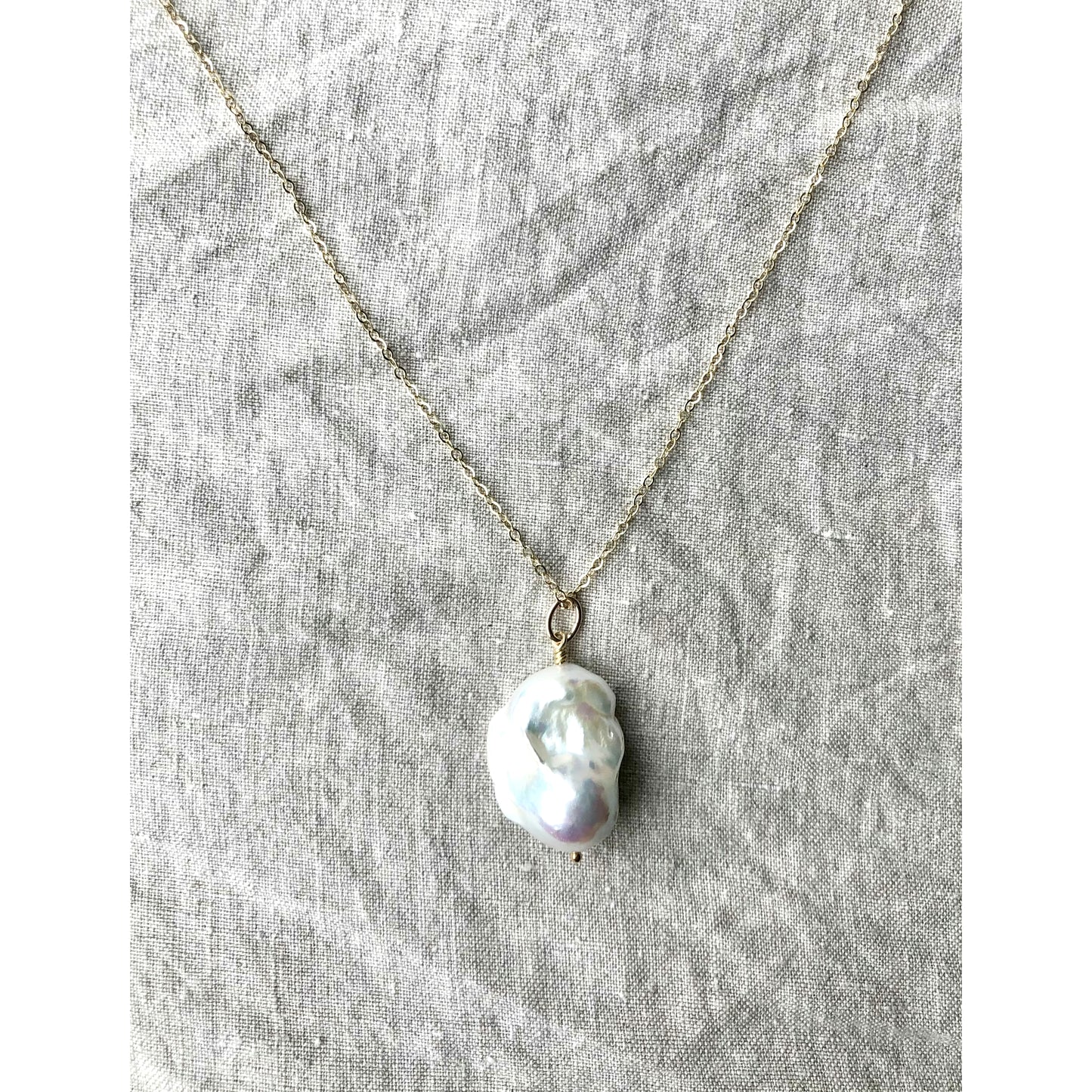 Classique Baroque Pearl Necklace